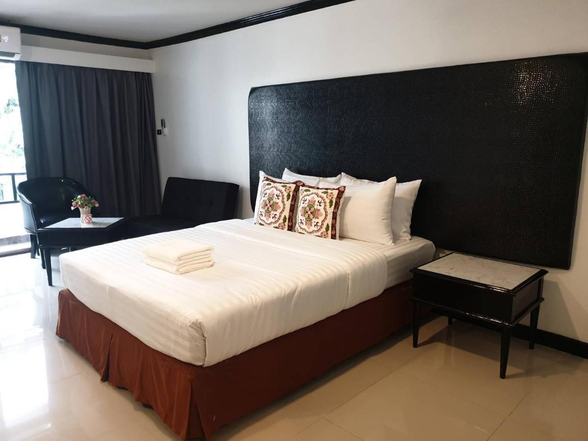 Town In Town Gardent Resort Bangkok Buitenkant foto