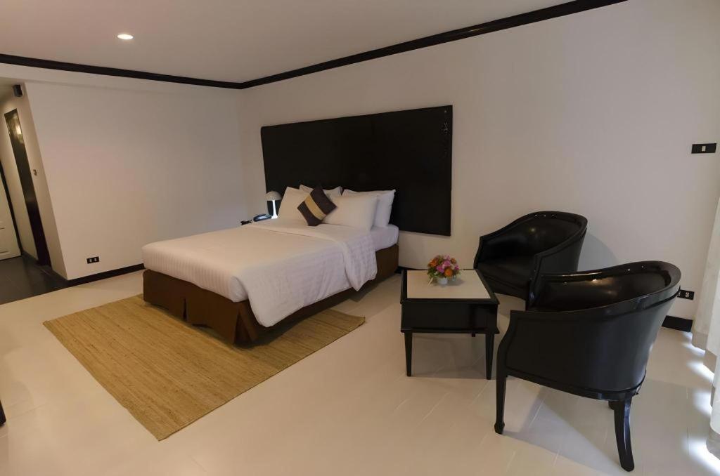 Town In Town Gardent Resort Bangkok Buitenkant foto