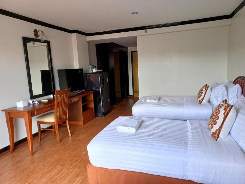 Town In Town Gardent Resort Bangkok Buitenkant foto