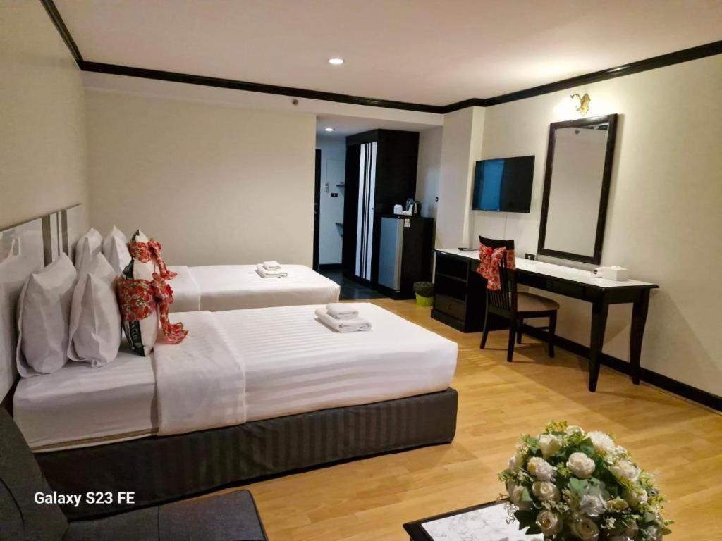 Town In Town Gardent Resort Bangkok Buitenkant foto